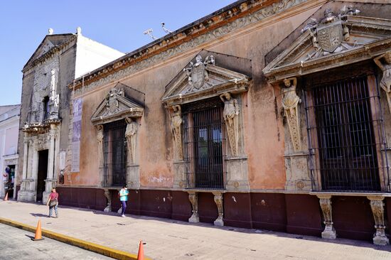 Das ist das „Casa de Montejo“ das ehemalige Haus des Stadtgründers.