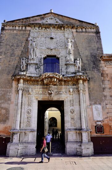 Jetzt ist hier eine Bank drin