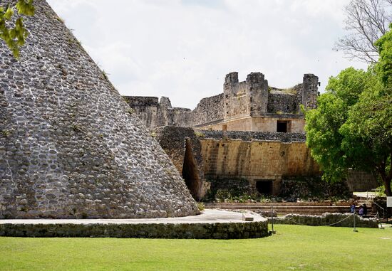 Die Pyramide von Uxmal ist die einzige elliptische Pyramide der Welt!