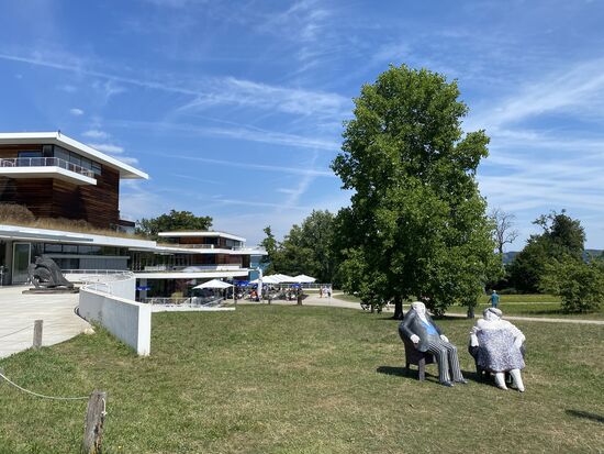 Hier ist das Museum Buchheim, das Museum der Fantasie , des Gründers Lothar Günter Bucheim