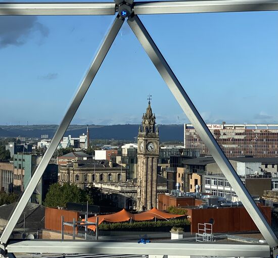 Aufstieg auf die Aussichtsplattform vom Victoria-Square mit toller Aussicht