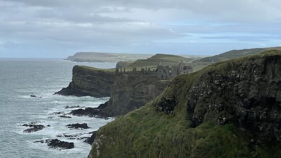 1857 sank hier ein Auswandererschiff auf dem Weg nach Quebec, dabei verloren 240 Menschen ihr Leben