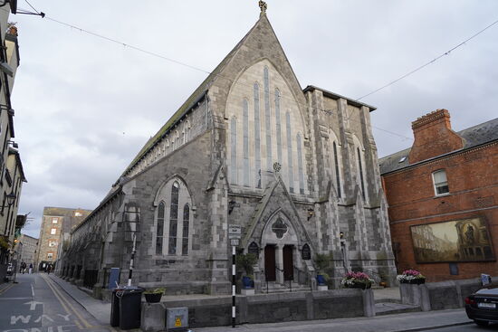 Viele weitere Kirchen