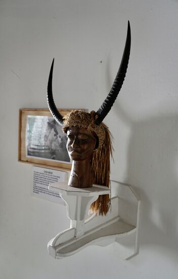 Hier auch eine sehr hübsche Maske