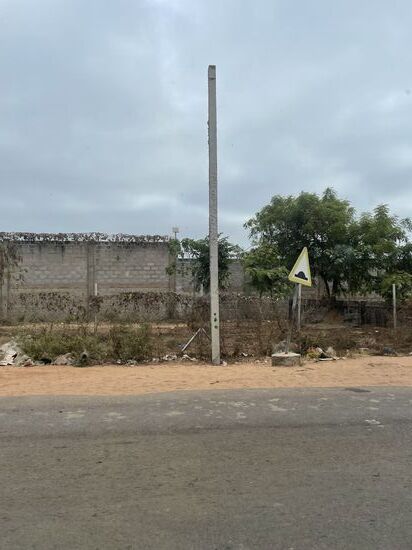 Hier ist ein großes Gefängnis…