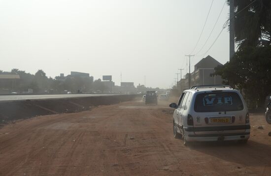 Eine neue Straße ist im Bau…