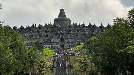 …wenn man diesen riesigen Tempel zum ersten Mal sieht
