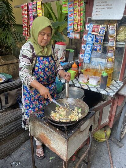 Nonstop ist sie am kochen…..kein Wunder, für das wenige Geld und so köstlich wie das auch noch ist…