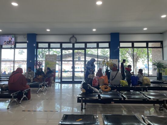 Es sieht so aus, als wenn nur Indonesier nach Bawean reisen…