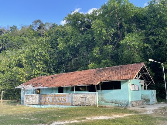 Nächste Etappe: die Hot springs….na-die hatte ich mir anders vorgestellt. Eigentlich so in einem Fluß unter freiem Himmel