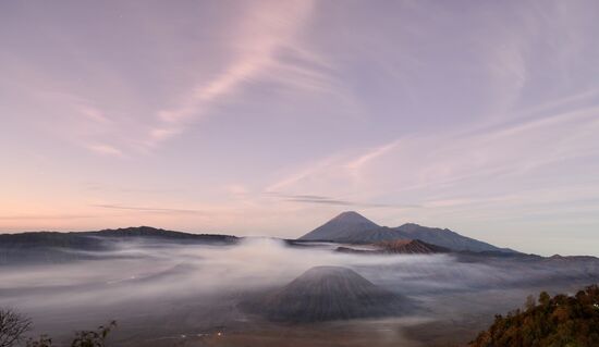 …und erwischen noch einen super Platz, wo Thomas noch gut sein Stativ aufbauen kann…