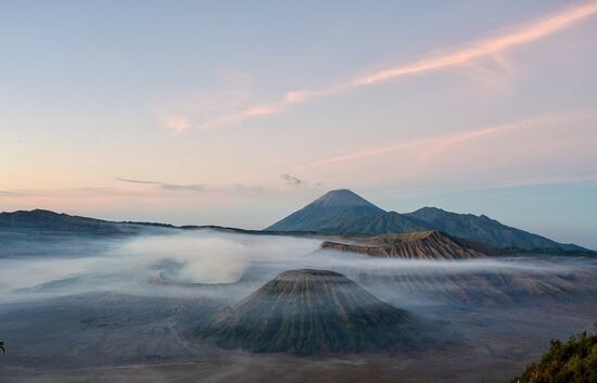 Diese letzten Eindrücke um 5:45 Uhr nehmen wir mit - ja, es lohnt sich eine Tour hierher. Wer fit ist, kann auch aus dem Dorf laufen: es geht 2 Stunden recht steil hoch.