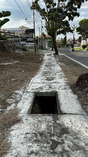 Die kenne ich auch zur Genüge….überall diese bösen großen Löcher…