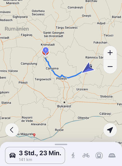 Es geht weiter in Richtung Peles Castle.
Eine lange Fahrt , denn es sind einige Staus auf der Strecke—Tatsächlich benötigen wir für die 150km mehr als 3 Stunden!