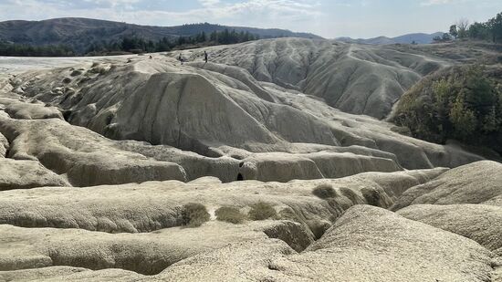 Furchen, Wölbungen, Krater…eine faszinierende Landschaft!