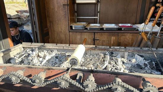 Hier werden die leckeren Baumstriezel gemacht