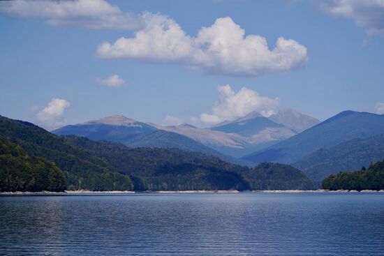 Wir machen noch eine halbstündige Bootstour für 6 Euro -das Wetter ist herrlich!