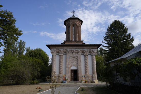 Hier sollen die Gebeine des „Vlad“ beigesetzt worden sein—der Eintritt beträgt 30 Leu p.P.