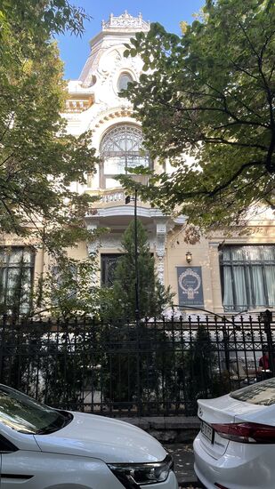 Ein Foto unseres wunderschönen Hotels das „Grand Boutique Hotel“in einer Seitenstraße und nur 1,2 km von der Altstadt entfernt