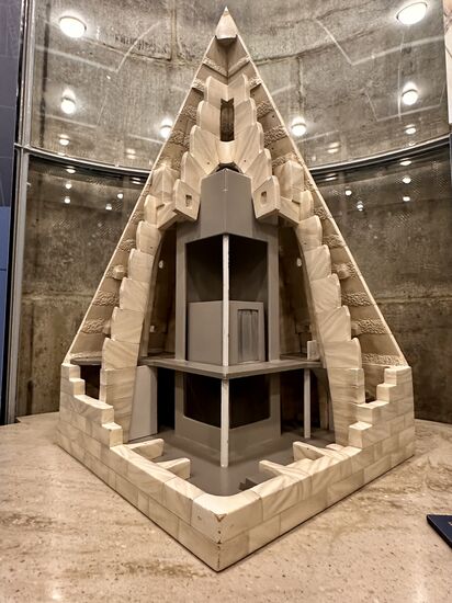 Modell der Ingenieurskunst zum Bau des Memorials