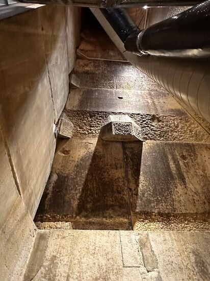 Blick vom Treppenhaus nach oben