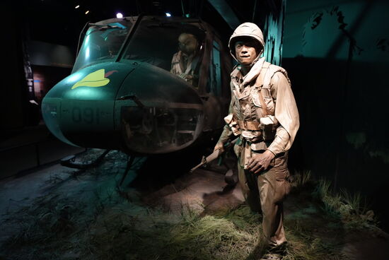 Ich finde es teilweise etwas deprimierend, so viele Kriegsschauplätze dargestellt zu sehen. Jeder einzelne Krieg wird hier sehr anschaulich gezeigt und beschrieben