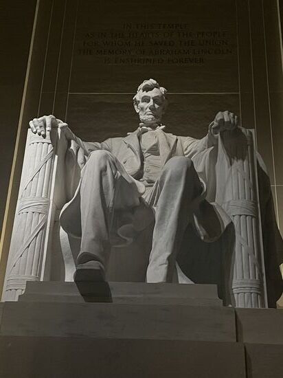 Beeindruckend…Abraham Lincoln war in 2 Amtszeiten republikanischer Präsident und der erste, der einem Attentat zum Opfer fiel