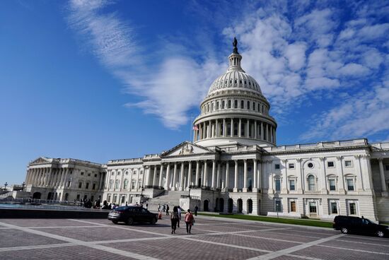 Thomas hat für die Führung schon vorab Tickets im Internet geordert, so eine Führung im Kapitol ist kostenlos