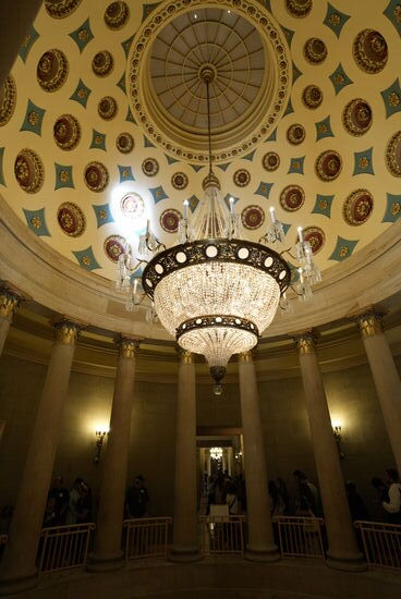 Auch das Treppenhaus ist beeindruckend