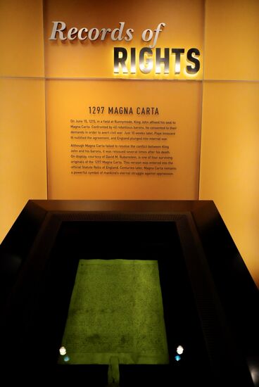 Hier ist u.a. das Original der „Magna Carta“ ausgestellt—die Unabhängigkeitserklärung der Vereinigten Staaten