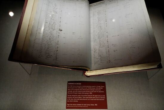 Eines der Bücher, in denen die Immigranten aufgenommen wurden. Hier ist das Buch der deutschen Einwanderer von 1850