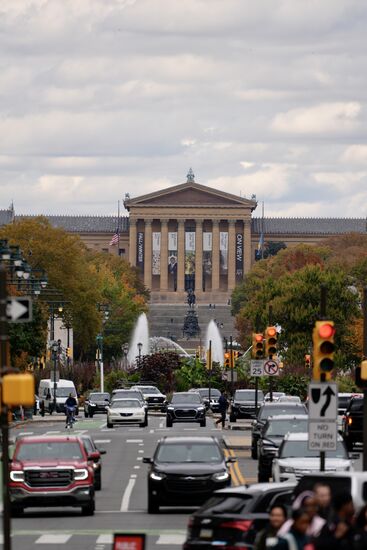 Wir nähern uns der „Rocky-Treppe“ - dahinter ist das „Philadelphia Museum of Art“