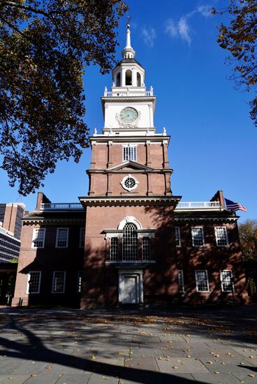 Das ist die „Liberty Hall“-die auch auf der Rückseite der 100 Dollar-Note abgebildet ist