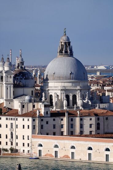 Die "Basilika di Santa Maria della Salute"