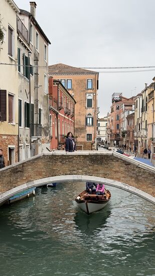 Diese Brücke ist der ideale Platz für eine kleine Foto-Session...