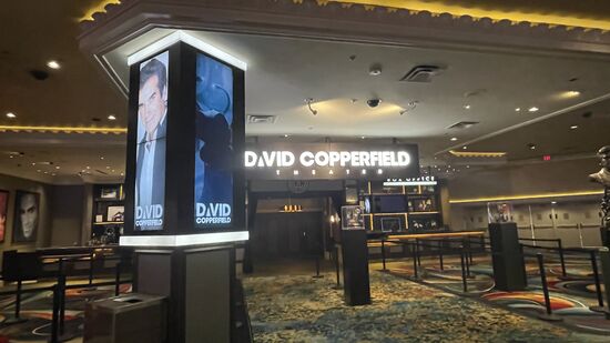 David Copperfield tritt hier auf—