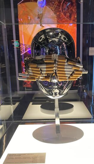 Ihre Zigaretten-Maske