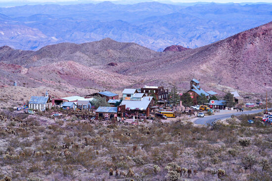 Nach einer guten Stunde sind wir durch und fahren zurück. Eine richtige Ghost Town ist es nicht, aber einen Besuch allemal wert. Auf jeden Fall für Fotografen!