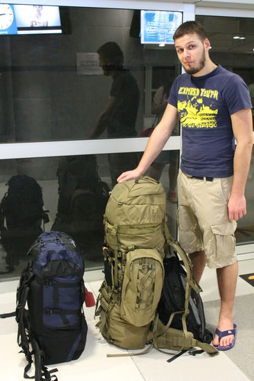 ...unsere Zivilisationsmitbringsel sind doch heil angekommen... 