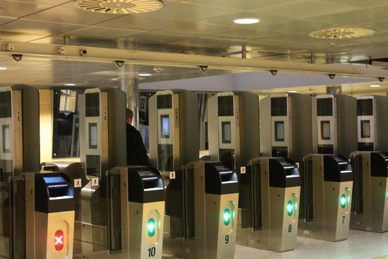 ... Körperscanner - in Finnland schon längst Routine ...