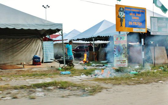 ... Recycling auf Asiatisch ...