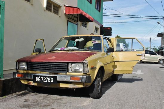 ... schicker Kübel - aber schon Goethe wusste, "der Rost macht erst die Münze wert" ...