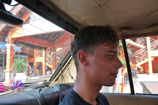 ... konsterniert, irritiert, schockiert ...