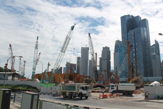 ... Singapur baut und baut und baut ...