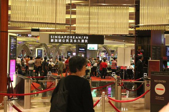 ... hier ein Blick in Spielhölle ...