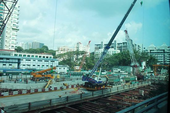 ... Singapur baut und baut und baut und baut und ...