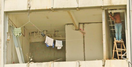 ... so eine Außenwand stört doch nur bei der Frischluftzufuhr ...