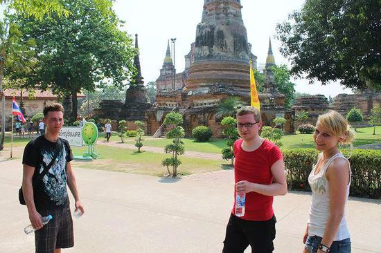 ... Wat Phanan Choeng - irgendwo südöstlich von Ayutthaya ...