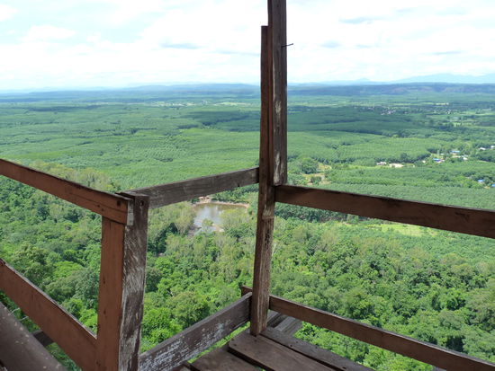 Im Notfall möchte ich mich nicht auf das Geländer verlassen müssen... Hier geht es mindestens 50 Meter senkrecht runter 