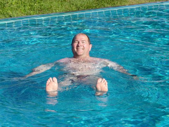 Und immer wenn es den "Helden" zu heiß wird ......